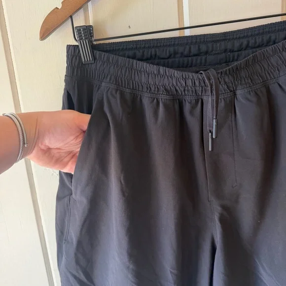 lululemon athletica Black Athletic Shorts, Size Large, EUC Like New - Picture 5 of 8